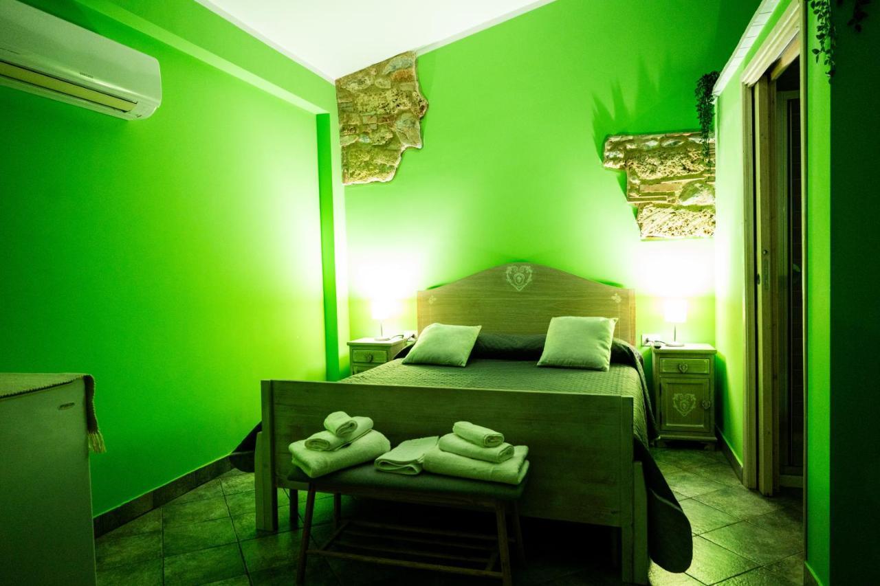 Bed & Breakfast Rhelizeone & جميل