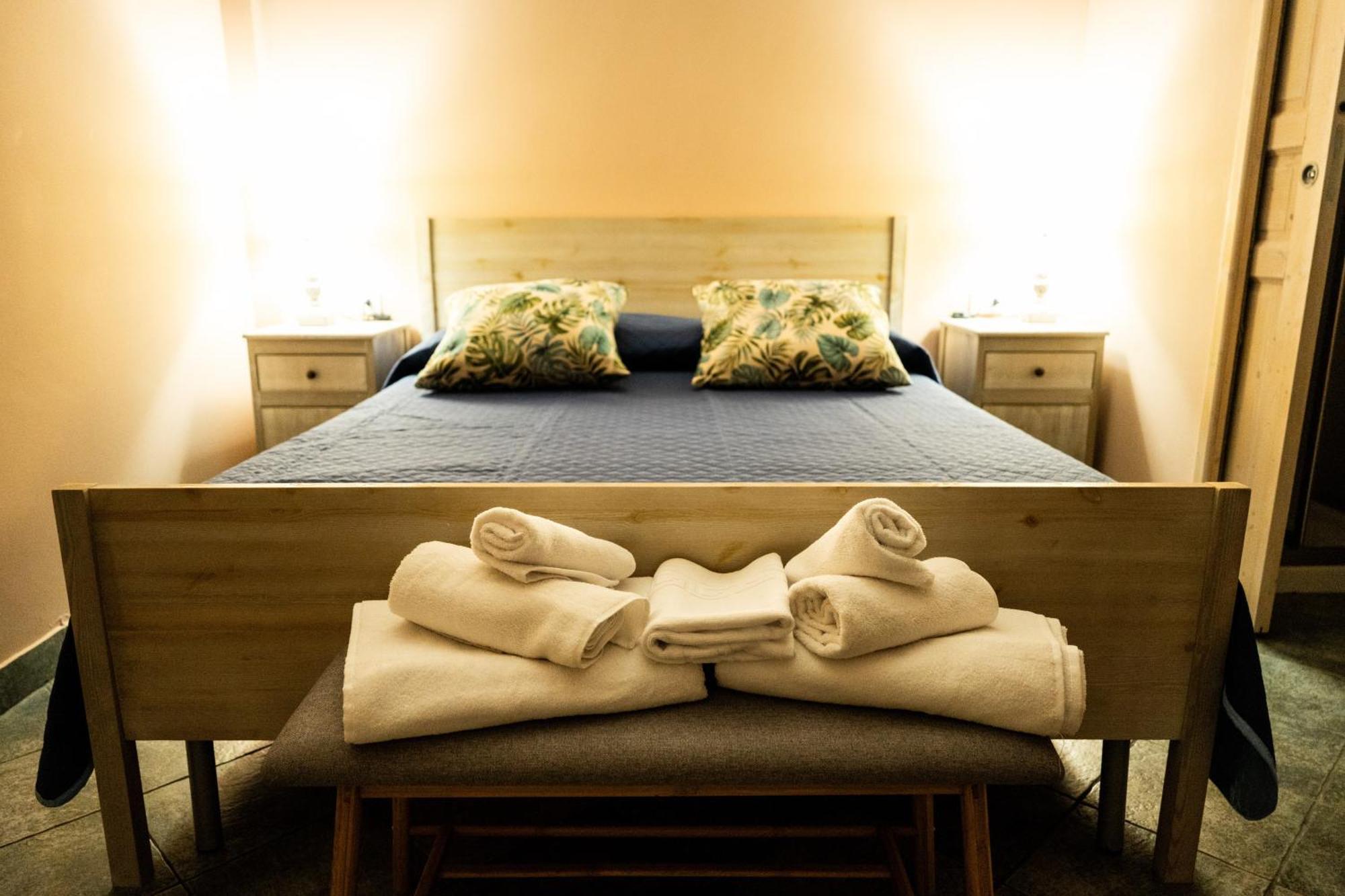 Bed & Breakfast Rhelizeone & جميل